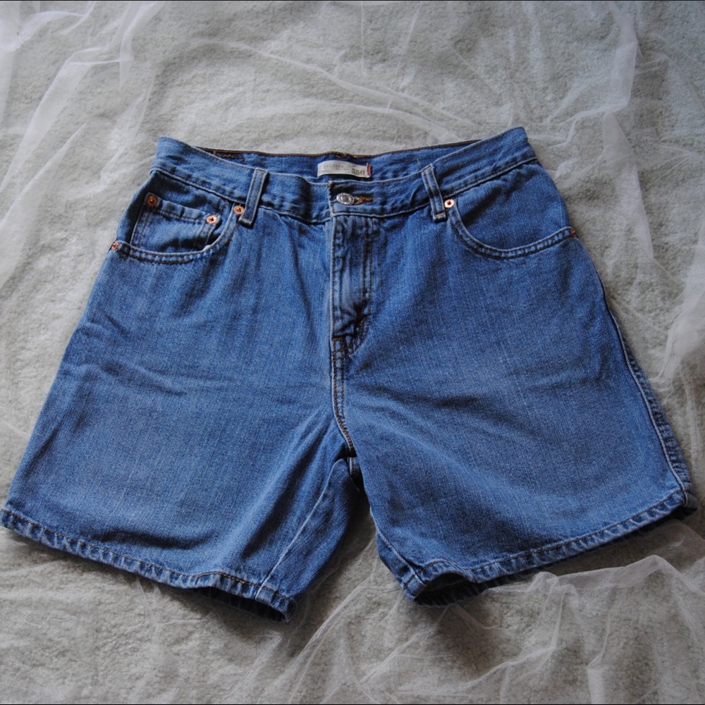 Vintage Levi’s 550 Mom Shorts